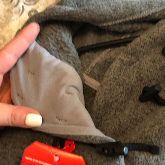 🚫SOLD🚫 North Face Toggle Hoodie Size L - Picture 6 of 6